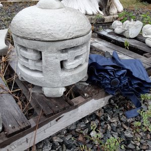 Distinctive Statuary on Yelp