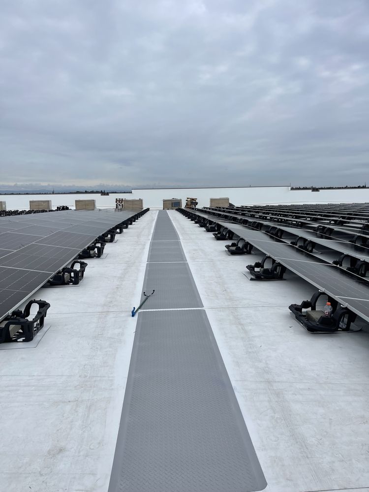 Slide of Nick’s Roofing