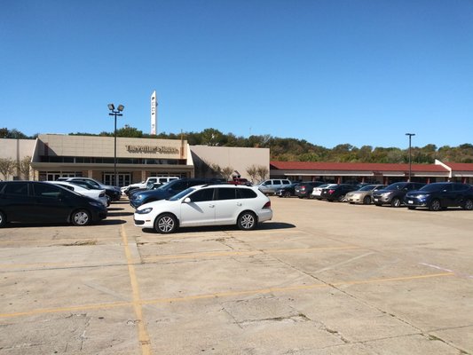 The Potter's House of Fort Worth by null