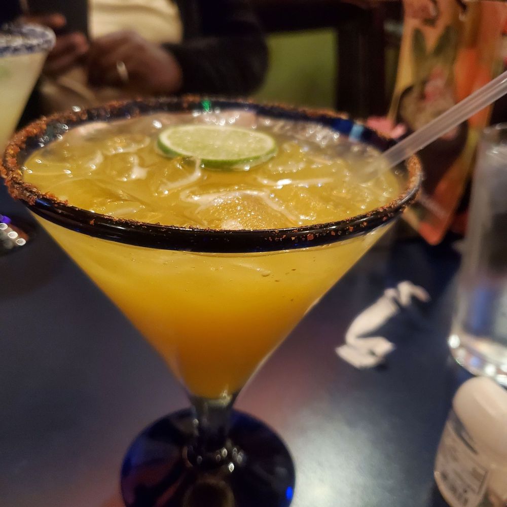 Los Tios Grill - Mango Msrgarita - Salvadoran Near Me - Arlington, Virginia Los Tios Grill - Mango Msrgarita - Salvadoran Near Me - Arlington, Virginia