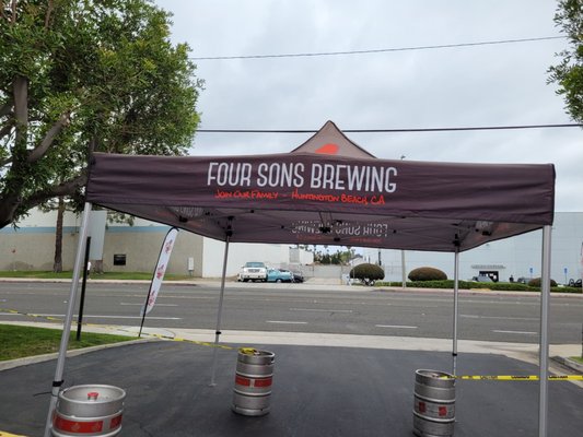 Four Sons Brewing by null