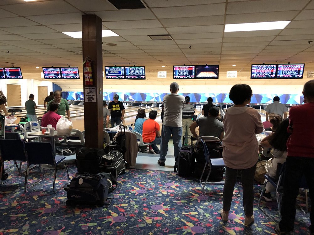 MONTVALE LANES 15 Photos & 31 Reviews Bowling 14 W Grand Ave