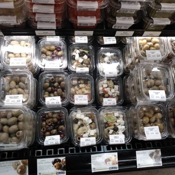 Dash's Market - a display of olives and mushrooms - Grocery Near Me - Buffalo, New York