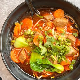 Taiwanese Braised Beef Noodles