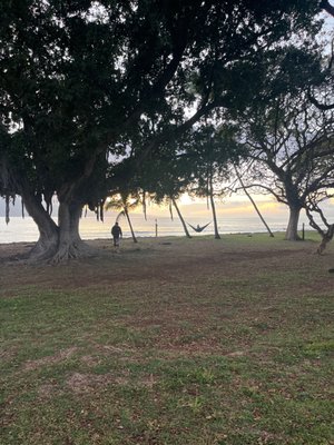 Launiupoko Beach Park by null