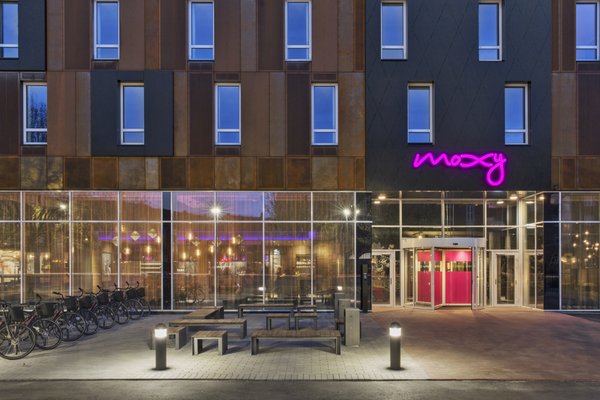 Moxy Copenhagen Sydhavnen by null