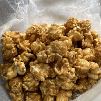 Garrett Popcorn Shops - Omg I LOVED it! - Popcorn Shops Near Me - Chicago, Illinois