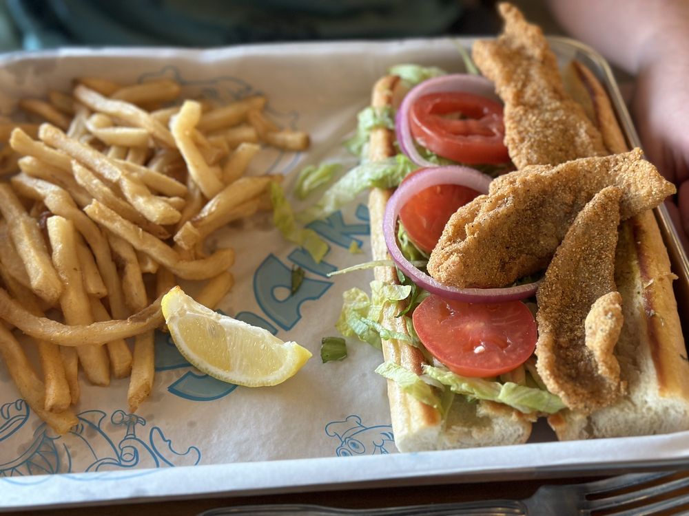 SHARKY’S WATERFRONT GRILL 218 Photos & 346 Reviews 1660 W Lake