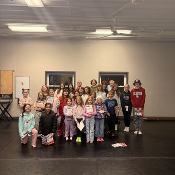Your Performing Arts Center - Newsies Jr cast group photo - Performing Arts Near Me - Yorkville, Illinois Your Performing Arts Center - Newsies Jr cast group photo - Performing Arts Near Me - Yorkville, Illinois