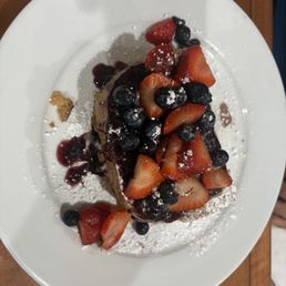 VERY BERRY STUFFED FRENCH TOAST VERY BERRY STUFFED FRENCH TOAST