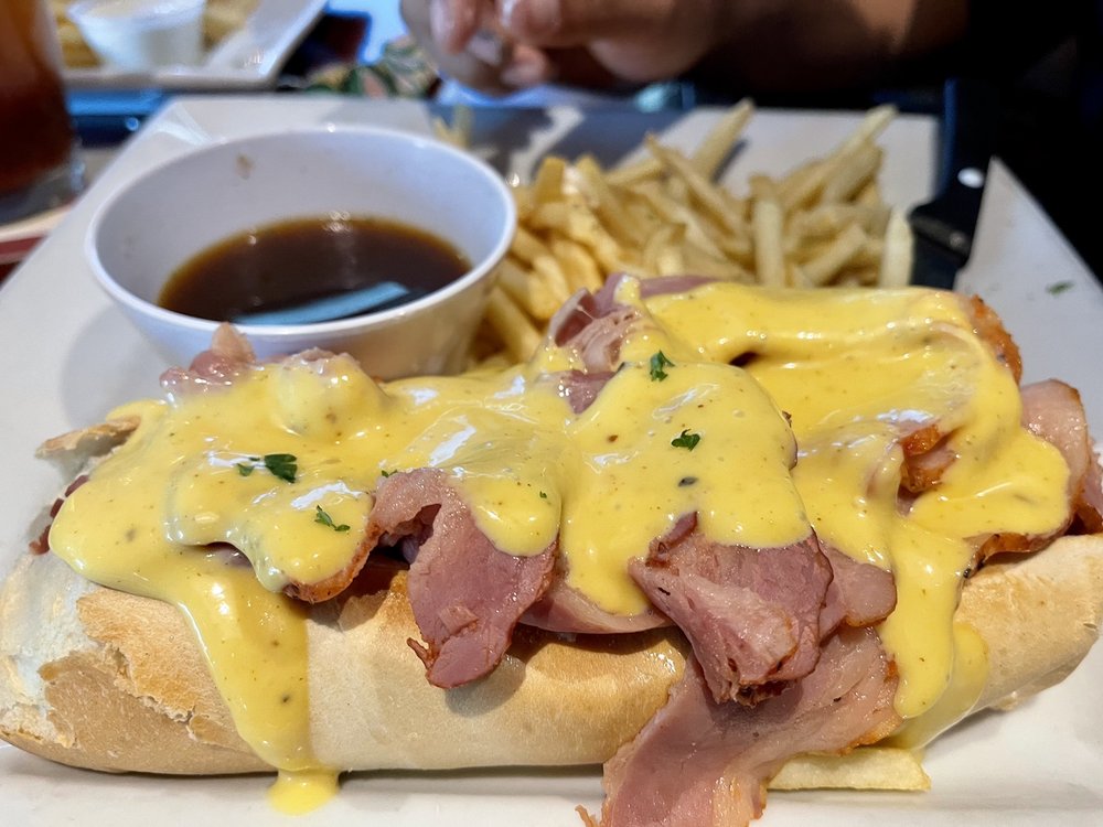 TIME OUT SPORTS BAR & GRILL Updated September 2024 139 Photos & 281 Reviews 33490 Oak Glen