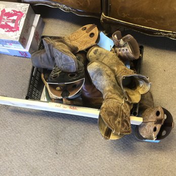 Wise County Shoe and Boot Repair - Hers where your boots will wait - Shoe Repair Near Me - Decatur, Texas Wise County Shoe and Boot Repair - Hers where your boots will wait - Shoe Repair Near Me - Decatur, Texas