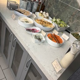 Salad bar (has chicken) Salad bar (has chicken)