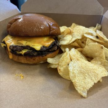 Mac Daddies and a little more - Comfort Food Near Me - Haverhill, Massachusetts