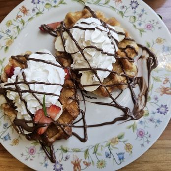 Cafe on 27 - Breakfast & Brunch Near Me - Topanga, California