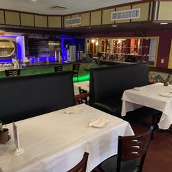 Szechuan Spice - Dining room