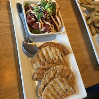 BJ's Restaurant & Brewhouse - ahi - New American Near Me - Queen Creek, Arizona