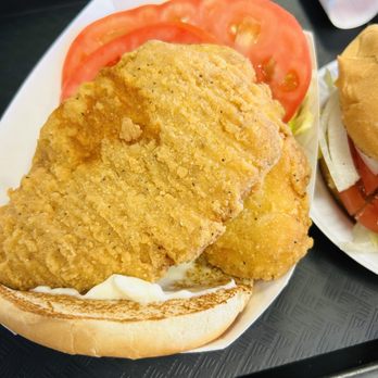 The Beacon Drive-In - Chicken sandwich - Burgers Near Me - Spartanburg, South Carolina The Beacon Drive-In - Chicken sandwich - Burgers Near Me - Spartanburg, South Carolina