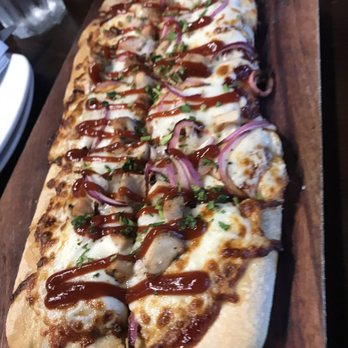 Common Theory - BBQ flatbread - Gastropubs Near Me - San Diego, California Common Theory - BBQ flatbread - Gastropubs Near Me - San Diego, California