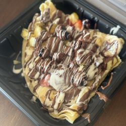 Mr Waffles & Crepes - Crepe with Fresh Cut Fruit