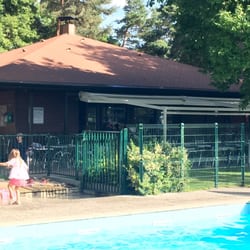 Port-Ripaille - Directement devant la piscine de Port-Ripaille