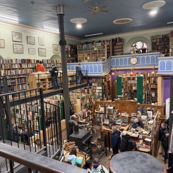 Leakey's Bookshop - Bookstores Near Me - Inverness, HLD