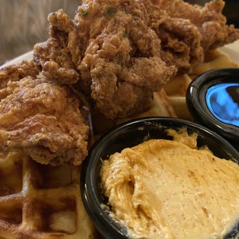 Toast - Chicken and waffles - Breakfast & Brunch Near Me - New Orleans, Louisiana