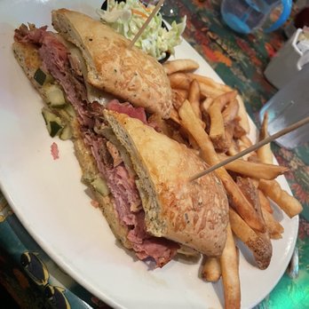 Rainforest Cafe - Iggy Piggy Sandwich - American Near Me - Ontario, California