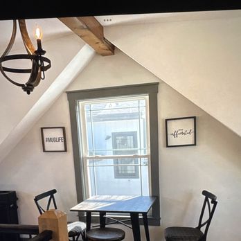 Paisley Perk - Upstairs and one of their nooks - Coffee & Tea Near Me - Kearney, Missouri