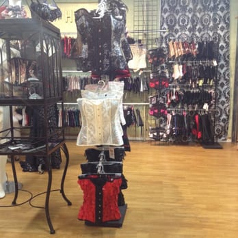 Hoss International - Glamour , Fashion , and Antique - Lingerie Near Me - Los Angeles, California Hoss International - Glamour , Fashion , and Antique - Lingerie Near Me - Los Angeles, California