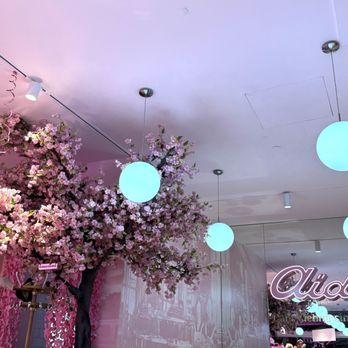 Aida - Desserts Near Me - Vienna, 9