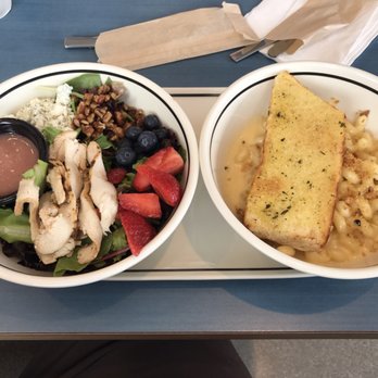 Corner Bakery Cafe - Seasonal Salad + Macaroni & Cheese - Breakfast & Brunch Near Me - Henderson, Nevada