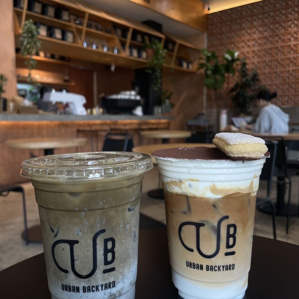 Black Sesame Banana Hojilatte and Tiramisu Latte Black Sesame Banana Hojilatte and Tiramisu Latte