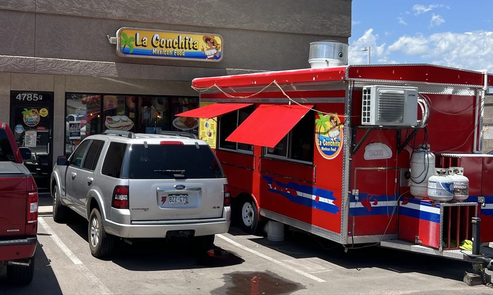 La Conchita Mexican Food Logo