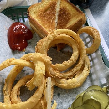 Eagles Nest Restaurant - Grilled cheese and onion rings. - Seafood Near Me - Brewer, Maine Eagles Nest Restaurant - Grilled cheese and onion rings. - Seafood Near Me - Brewer, Maine