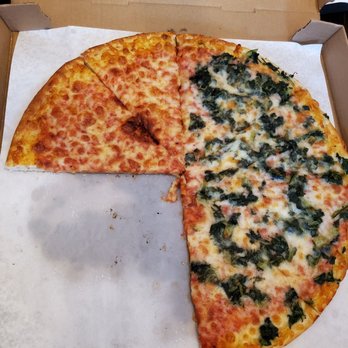 Tessi's Pizzeria - Pizza Near Me - Salem, New Hampshire