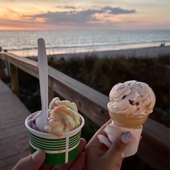Paradise Sweets - two ice cream cones with a sunset in the background - Coffee & Tea Near Me - St. Pete Beach, Florida