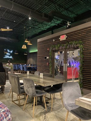 Spice House Restaurant & Lounge by null