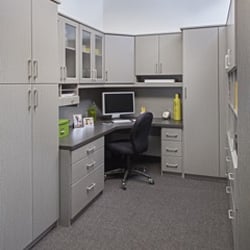 Photo of Closet World - Whittier, CA, US.