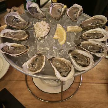 Barroco - P.E.I. Oysters - Spanish Near Me - Montreal, Quebec