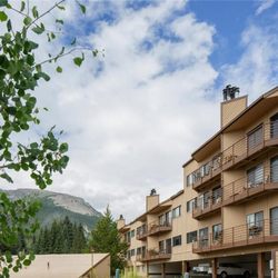 Deena Heppner, Summit Real Estate - Buffalo Ridge Condo in Silverthorne 2 bed 2 bath. You want views, this sunny unit has exceptional views from the great room & deck.