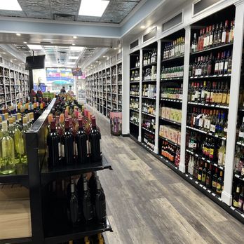 GoodFellas Wine And Spirits - shelves of wine and spirits - Beer, Wine & Spirits Near Me - Brooklyn, New York GoodFellas Wine And Spirits - shelves of wine and spirits - Beer, Wine & Spirits Near Me - Brooklyn, New York