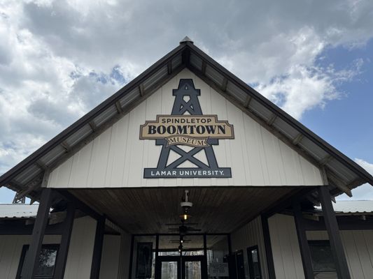 Spindletop Gladys-City Boomtown Museum by null