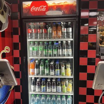 Smoke's Poutinerie - Drink selection - they don't have any fountain machines - Fast Food Near Me - Niagara Falls, Ontario Smoke's Poutinerie - Drink selection - they don't have any fountain machines - Fast Food Near Me - Niagara Falls, Ontario