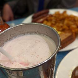 Fran's Restaurant - Strawberry milkshake