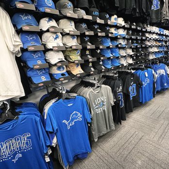 Rally House Macomb Mall - Sports Wear Near Me - Roseville, Michigan Rally House Macomb Mall - Sports Wear Near Me - Roseville, Michigan