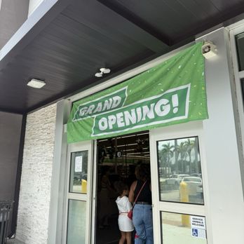 Dollar Tree - Discount Store Near Me - Westlake, Florida