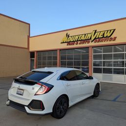 One of the very few auto repairs that is open on a Sunday. One of the very few auto repairs that is open on a Sunday.