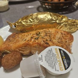 Grilled salmon with a sweet potato