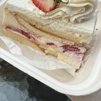 Susannes Bakery - Fruit basket cake was delicious-husbands favorite - Delis Near Me - Gig Harbor, Washington